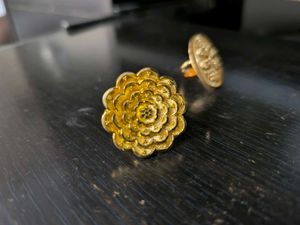 2 Vintage Golden Ring
