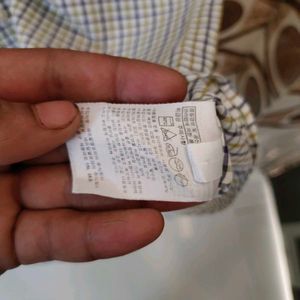 Uniqlo Half Sleeve Shirt