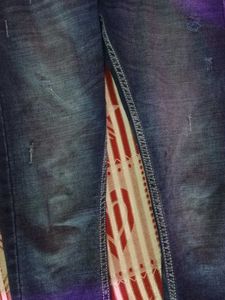 I Am Selling A Skinny Jeans