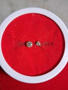 Stud nosepin very Shaining