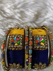 Mehndi Palyting Metal Resham Dhaga Kundan Bangle