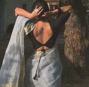 Padded Backless Asthetic Blouse