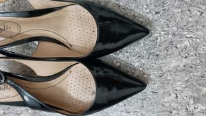 Pointed Toe Sling Back Heels