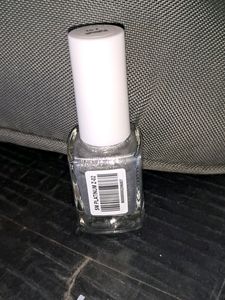 Zudio Silver Colour Nail Paint