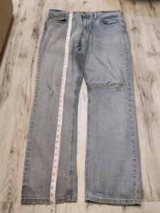 Ma1313 Levi&#39;s jeans waist 34