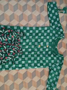 Green Printed Kurti Pant Set