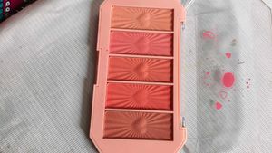 Blush &amp; Highlighter Palette