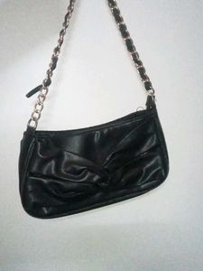 Black Classy Sling Bag