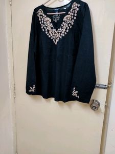Plus Size ⚫ Beautiful Top For Summer