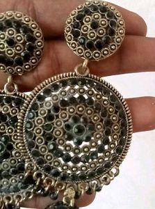 Beautiful Black Jhumka