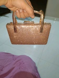 GOLD SLING BAG FOR PARTIES❣️