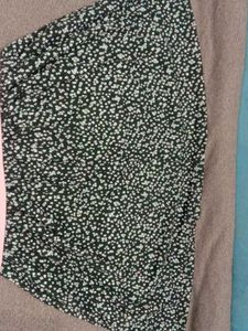 Cute Girl&#39;s classic style tops 🖤🤍💓