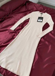 Elegant Knit Midi Dress