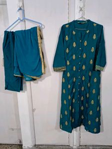 Elegant Embroidered Kurta