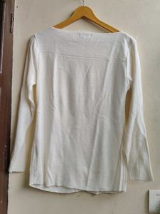 White Wollen Top