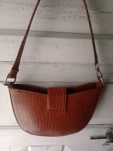 Dressberry Shoulder Bag