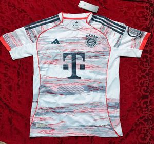 FC Bayern Munich Jersey – Brand New