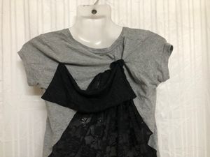 Carlas Secret Grey Short Sleeve Top