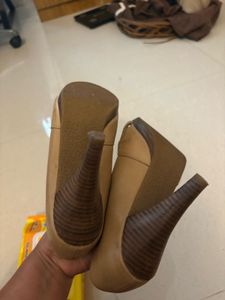Aldo beige heels