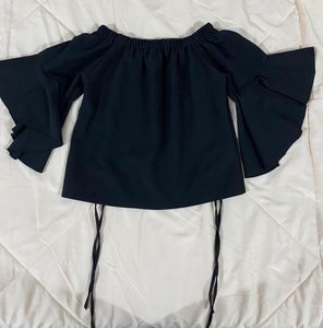 Chic Black Short Top ✨