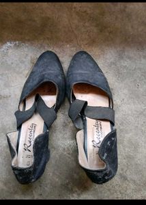 2 Black shoes