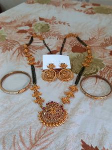 Mangelsur With 2 Bangel N Earing