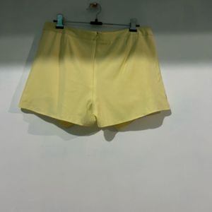 Women skorts