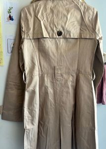 Elegant Trench Coat 🧥