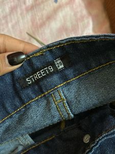 Distressed Wide Leg Jeans