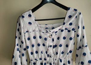 Trending Peplum Top🤍💙