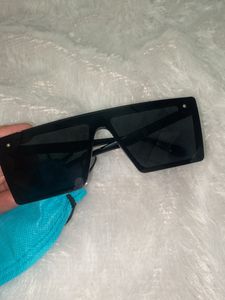 Black Sunglasses Unisex With Cover