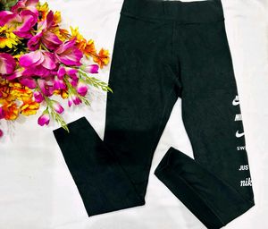 🇳🇿💗💫Nike Active Wear Pents