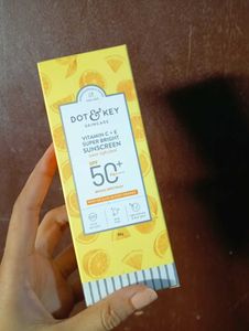 Dot & Key Vitamin C Sunscreen ☀️super Bright