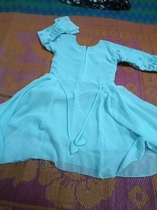 Elegant Women's Ethnic Outfit Set