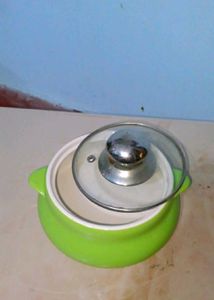Ceremic Bowl With Glass Lid