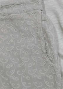White Lakhnavi Plazo