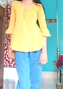 💛 Sunny Yellow Button Up Top