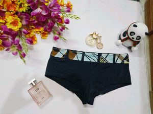 🇬🇧✨Black Colour Bottom Wear