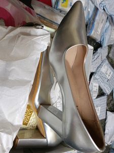 New Bellie 👠