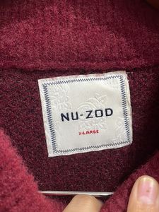 NEW Men’s Sweater