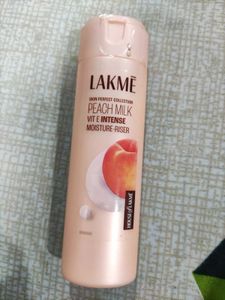 Lakme Peach Moisturizer
