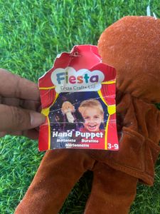 Hand &amp; Finger Puppets - Gingerbread Man Puppet