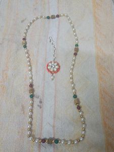 Pearl Beaded Chain And Mangtikka