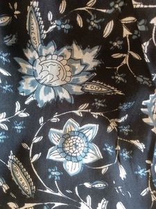 Black Floral Trendy V-neck Short Kurta Top