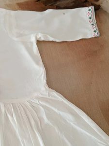 White Embroidered Tunic Top