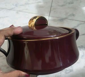 Stylish Maroon Casserole Dish