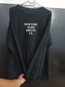 Heavy Fabric Black Graphic Sweatshirt