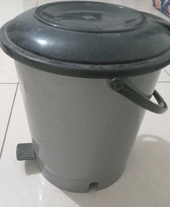 Big Dustbin