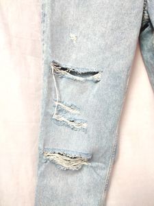 *price Reduced*H&amp;M Slim Mom Fit Jeans