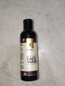 Pilgrim Red Vine Face Wash